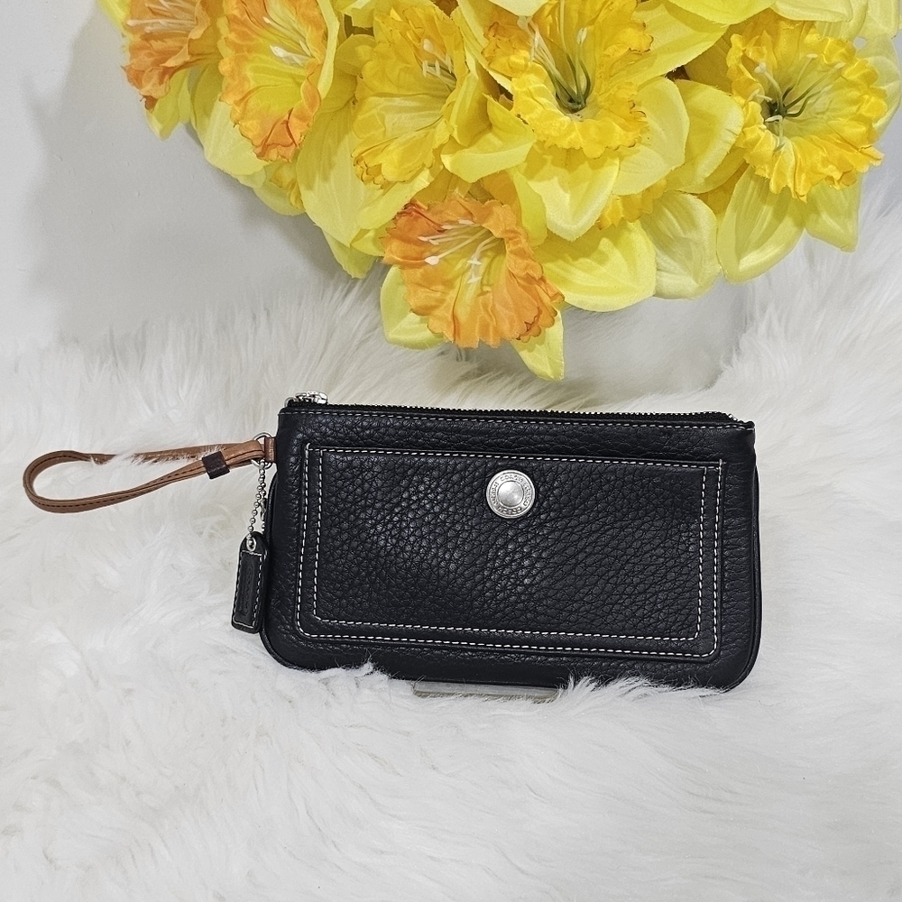 Coach wristlet black leather